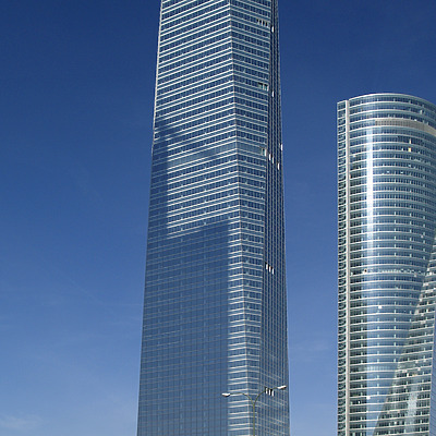 Torre de Cristal by Cesar Serrano