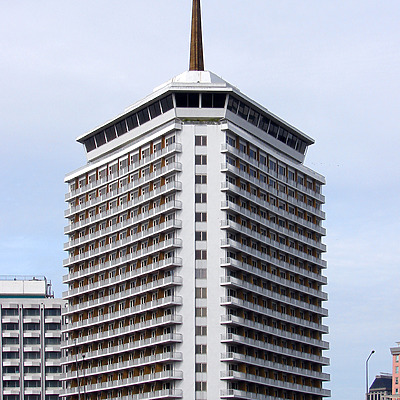 Dusit-Thani Hotel & Office by Horst Kiechle