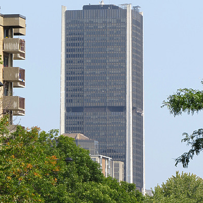 Tour de la Bourse by James Peacock
