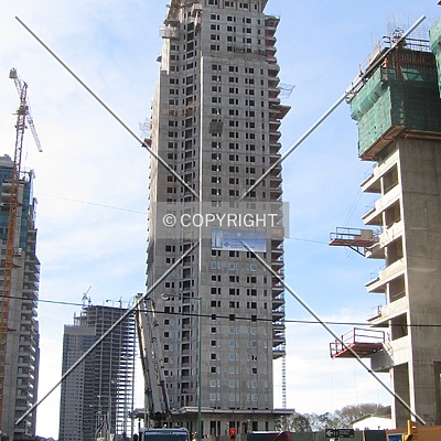 Torre Renoir 1 by Maximiliano Buono