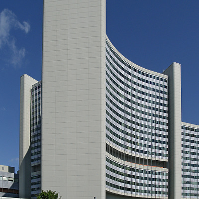 VIC Building D-E by Cesar Serrano