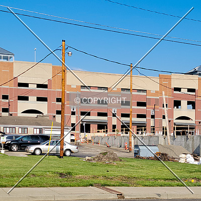 Chestnut Street Parking Garage by Ryan Hildebrand