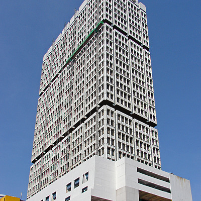 Shaw Tower by Horst Kiechle