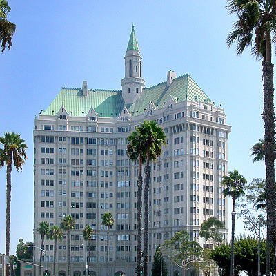 Villa Riviera by Jim Schwartz