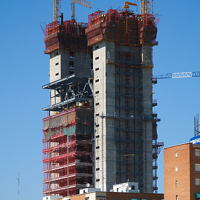 Torre Caja Madrid by Cesar Serrano