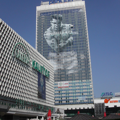 Park Inn Berlin Alexanderplatz by Cesar Serrano