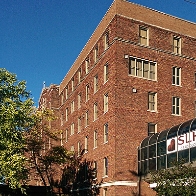 Gateway Regional Medical Arts Building by Ryan Hildebrand