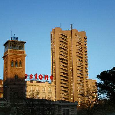 Torre de Valencia by Cesar Serrano