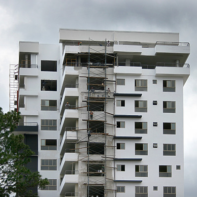 Condominio Las Vistas by Jim Schwartz