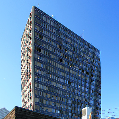 Økernsenteret by Kjetil Balog