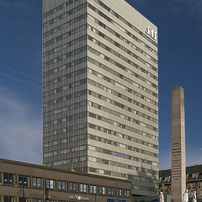 Radisson SAS Royal Hotel by Cesar Serrano