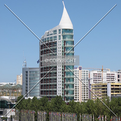 Torre São Rafael by Emmanuel D.