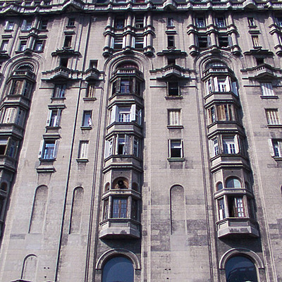 Palacio Salvo by Daniel Kieckhefer