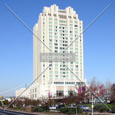 Hilton Philadelphia at Penn's Landing by Chris Patriarca