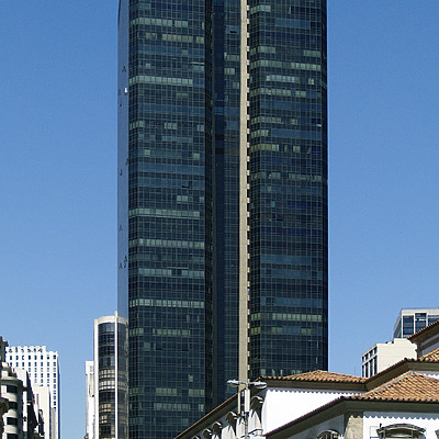 Centro Candido Mendes by Cesar Serrano