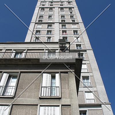 Tour Perret by Emmanuel D.