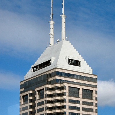 Salesforce Tower by James Peacock
