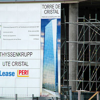 Torre de Cristal by John Bek