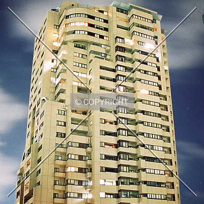 Atmos Momochi Tower by Andrew Stewart