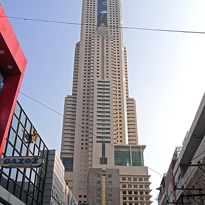 Baiyoke Tower II by Horst Kiechle