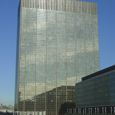 Tour Finances / Financietoren by Michiel van Dijk