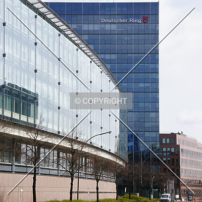 Hochhaus Deutscher Ring by Nephilim