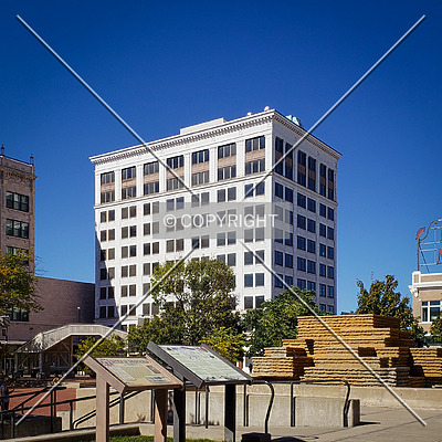 Landers Building by Ryan Hildebrand