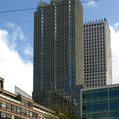 De Kroon by Marshall Gerometta