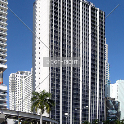 New World Tower by Jorge Molina