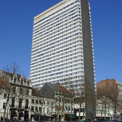 Hilton Hotel by Michiel van Dijk