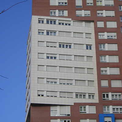 Torre VI by Mikel Allende