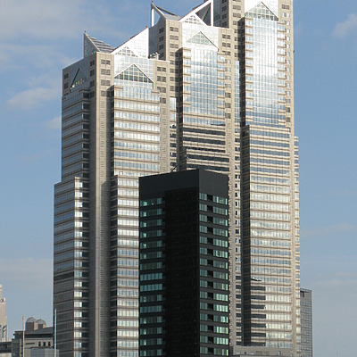 Shinjuku Park Tower by Kevin Hemphill