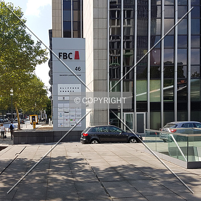 Frankfurter Büro Center by Nephilim