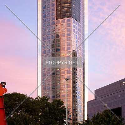 Torre Repsol YPF by Maximiliano Buono
