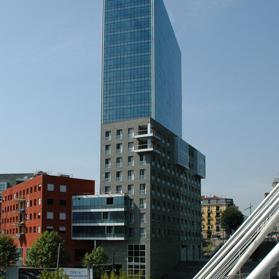 Isozaki Atea II by John Bek