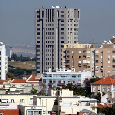 Rua Sarmento de Beires 45 by Robin Spetz