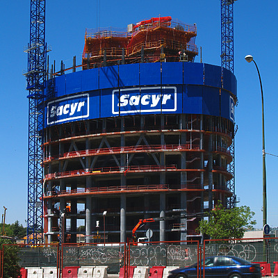 Torre Sacyr Vallehermoso by Cesar Serrano