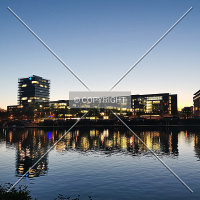 Allianz-Kai by Nephilim