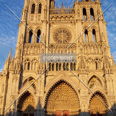 Cathédrale Notre-Dame d'Amiens by Florian Barbier