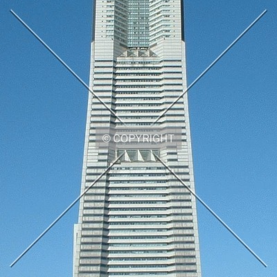 Yokohama Landmark Tower by Andrew Stewart