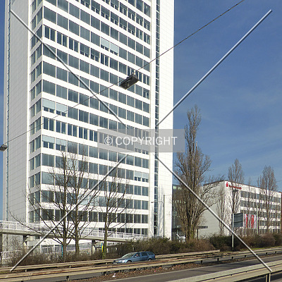 Sparkassen Informatik Hochhaus by Nephilim