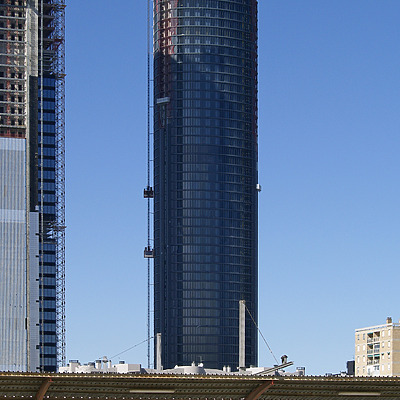 Torre Sacyr Vallehermoso by Cesar Serrano