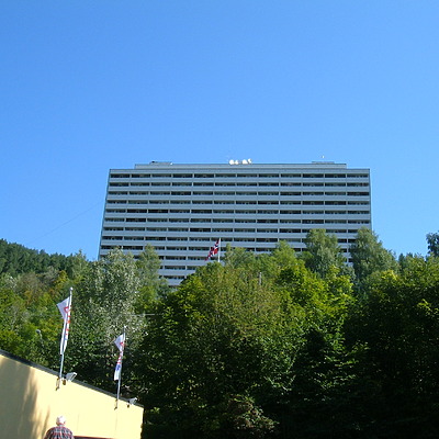 Høyblokken Solås by Kjetil Balog