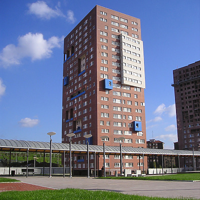 Torre VIII by Mikel Allende