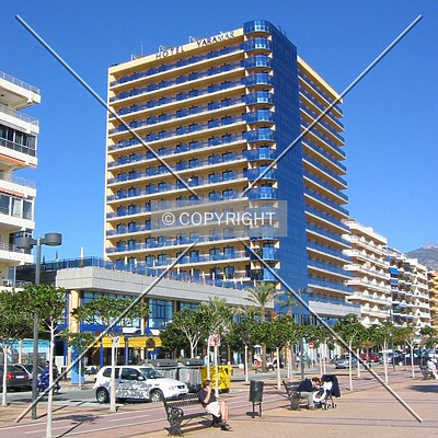 Hotel Yaramar by Victor Carcedo