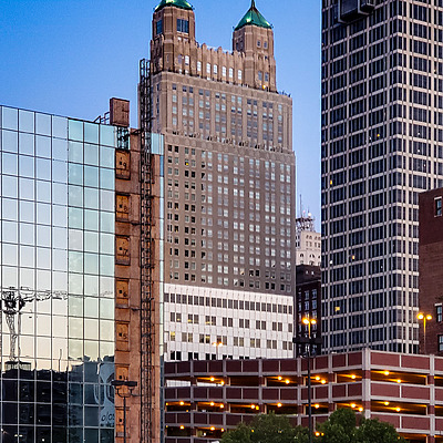 909 Walnut Street by Ryan Hildebrand