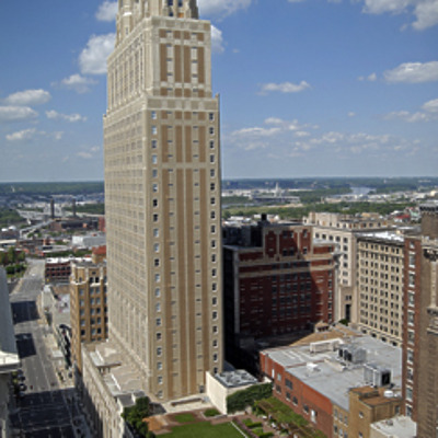 909 Walnut Street by 909 Walnut