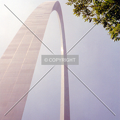 Gateway Arch by Chris Patriarca