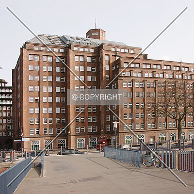 Messberghof by Nephilim