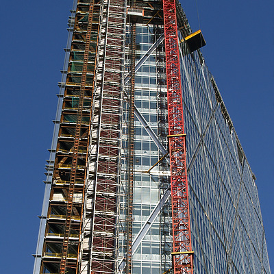 The Broadgate Tower by Cesar Serrano